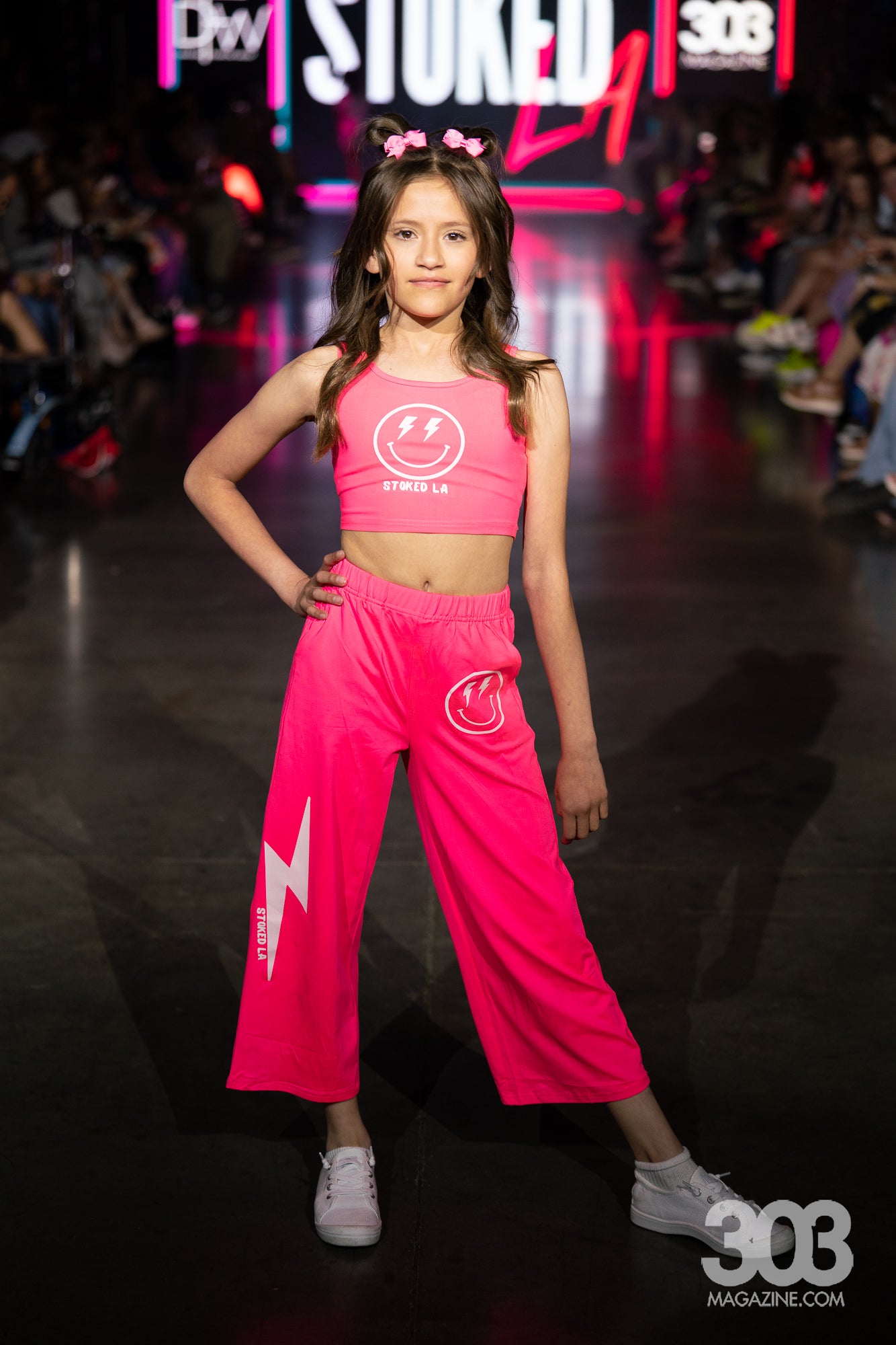 PINK LIGHTNING SMILEY TANK SET