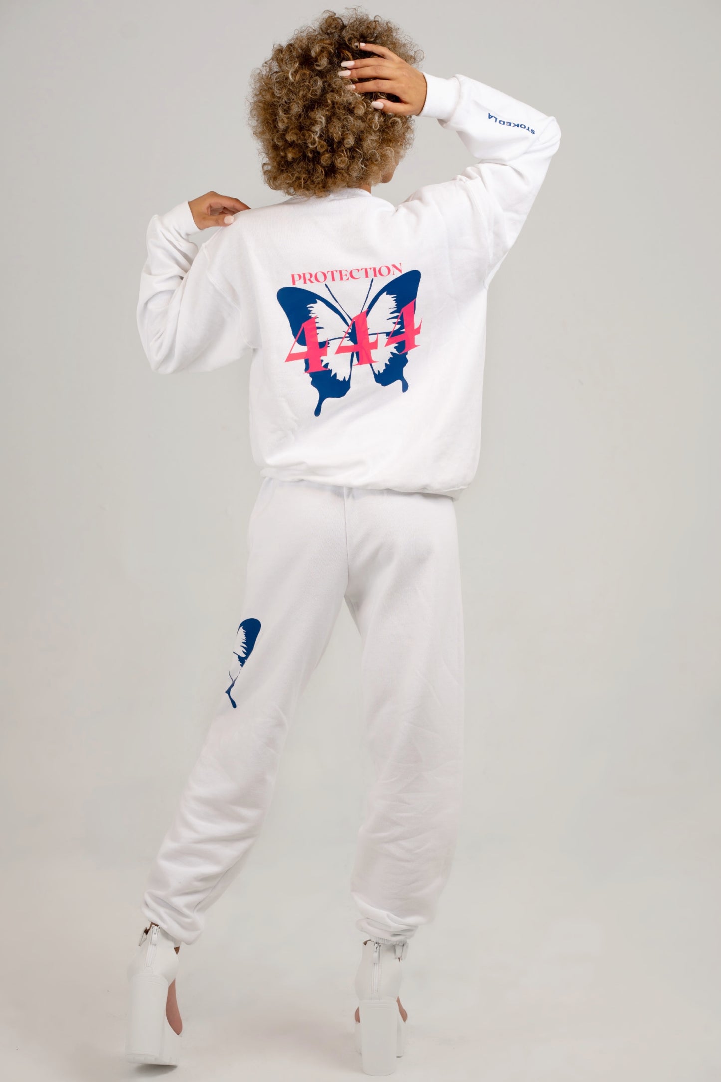 444 CREWNECK