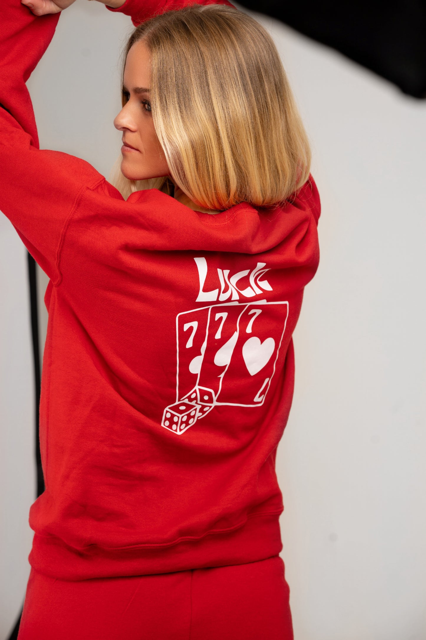 777 CREWNECK